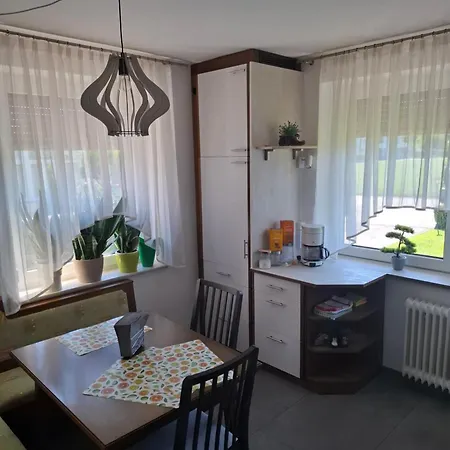 Fugger Alex 22 Apartament *